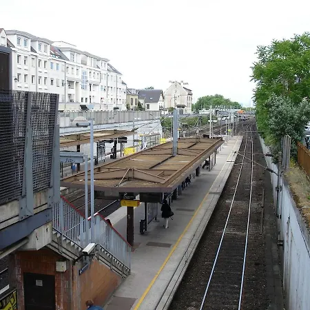 T2 Renove - 4p - 1min Rer A - 20min Paris Apartment Maisons-Laffitte